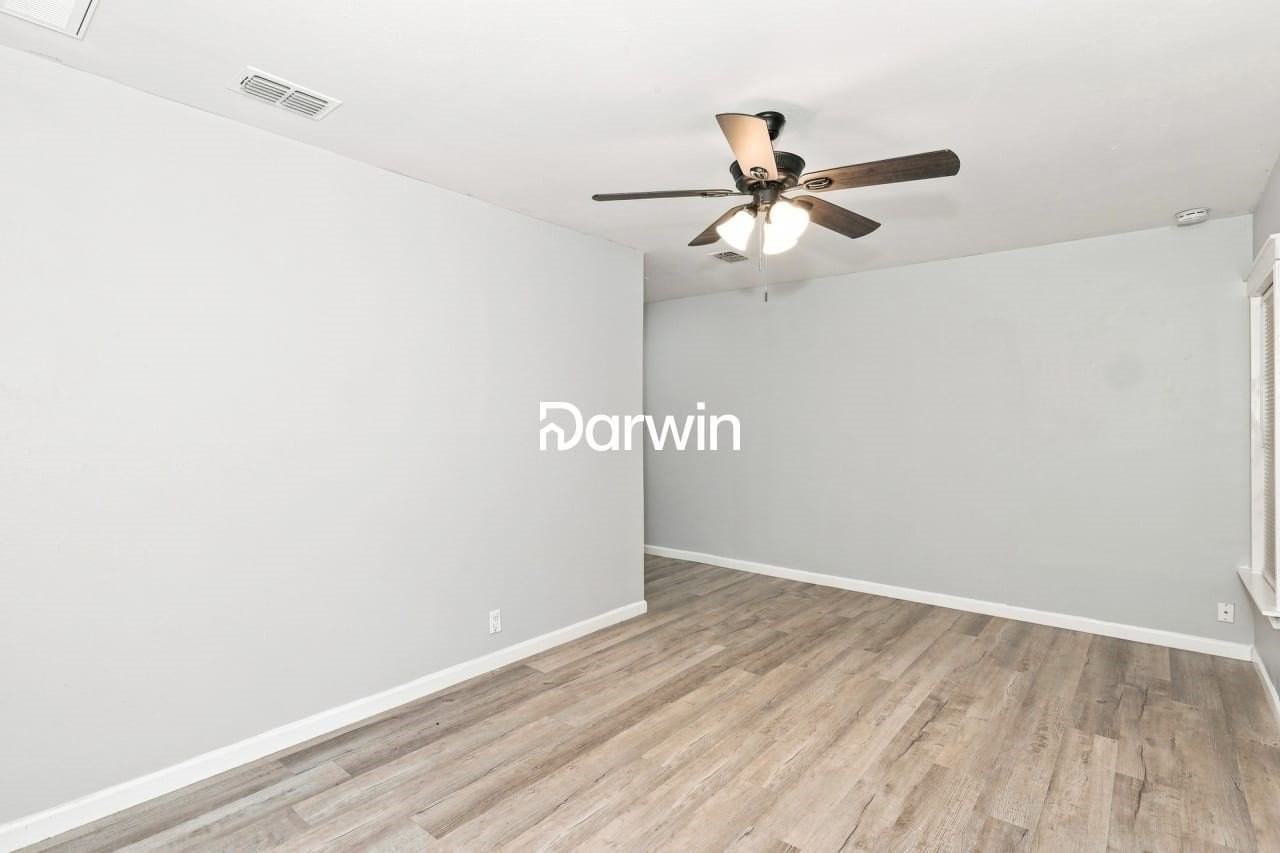 4328 Waits Ave - Photo 4 of 16