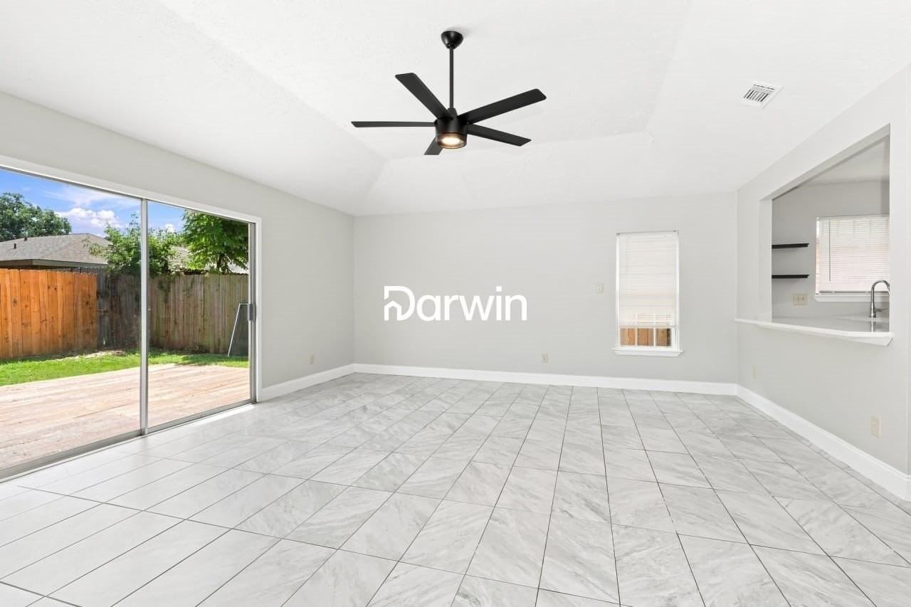 1334 Willersley Ln - Photo 6 of 15
