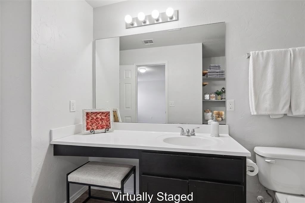 1007 N Deer Court Way - Photo 5 of 27