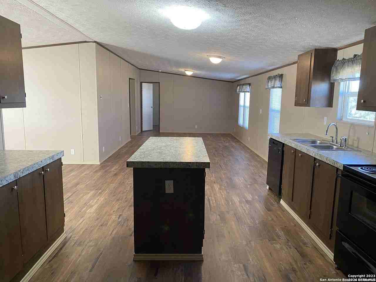 208 View Dr #B - Photo 2 of 14
