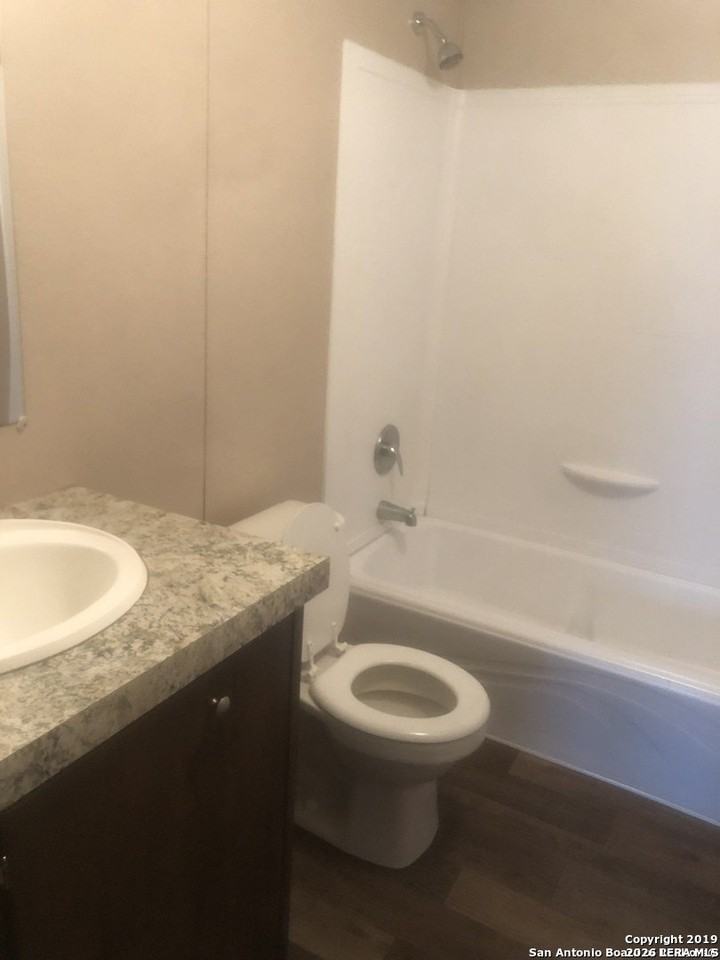 208 View Dr #B - Photo 3 of 14