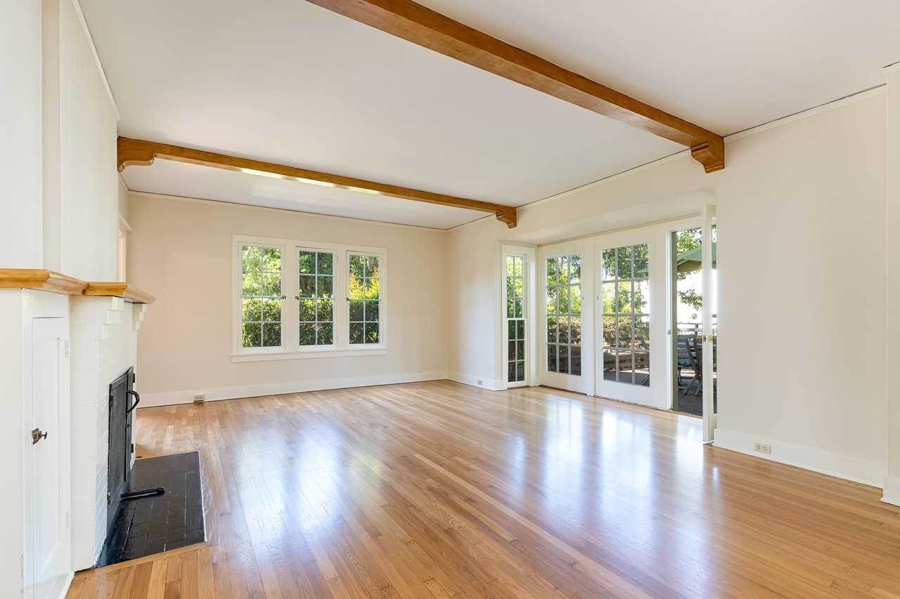 1814 Anacapa St - Photo 6 of 39