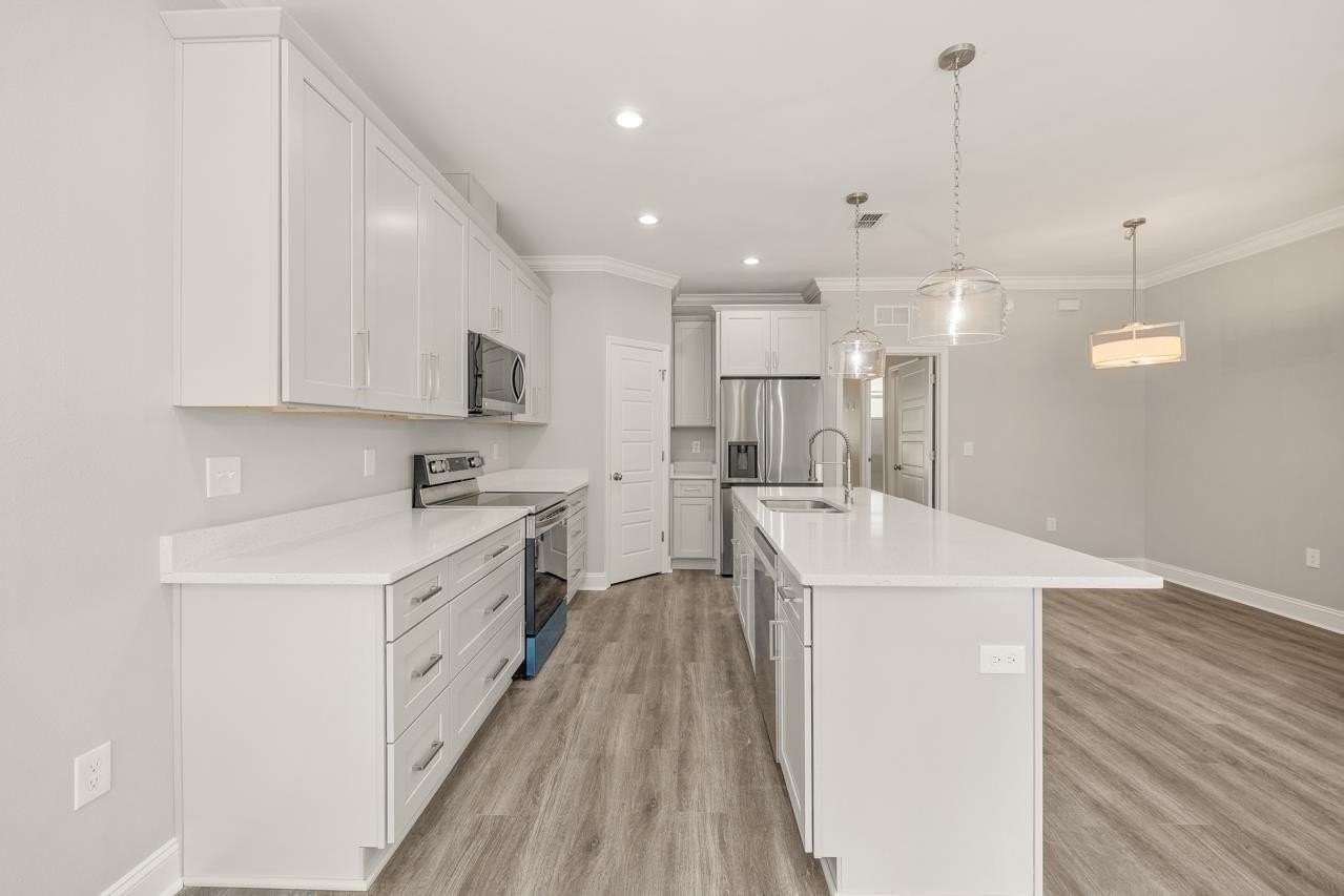 1460 Willow Bend Way #C - Photo 5 of 35
