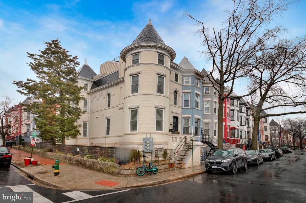 1823 N Capitol St Ne #A - Photo 2 of 39