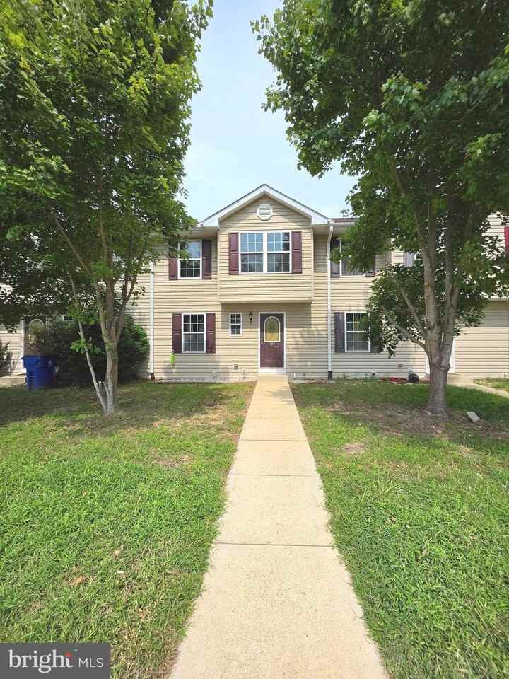 143 Medal Way - Photo 2 of 35