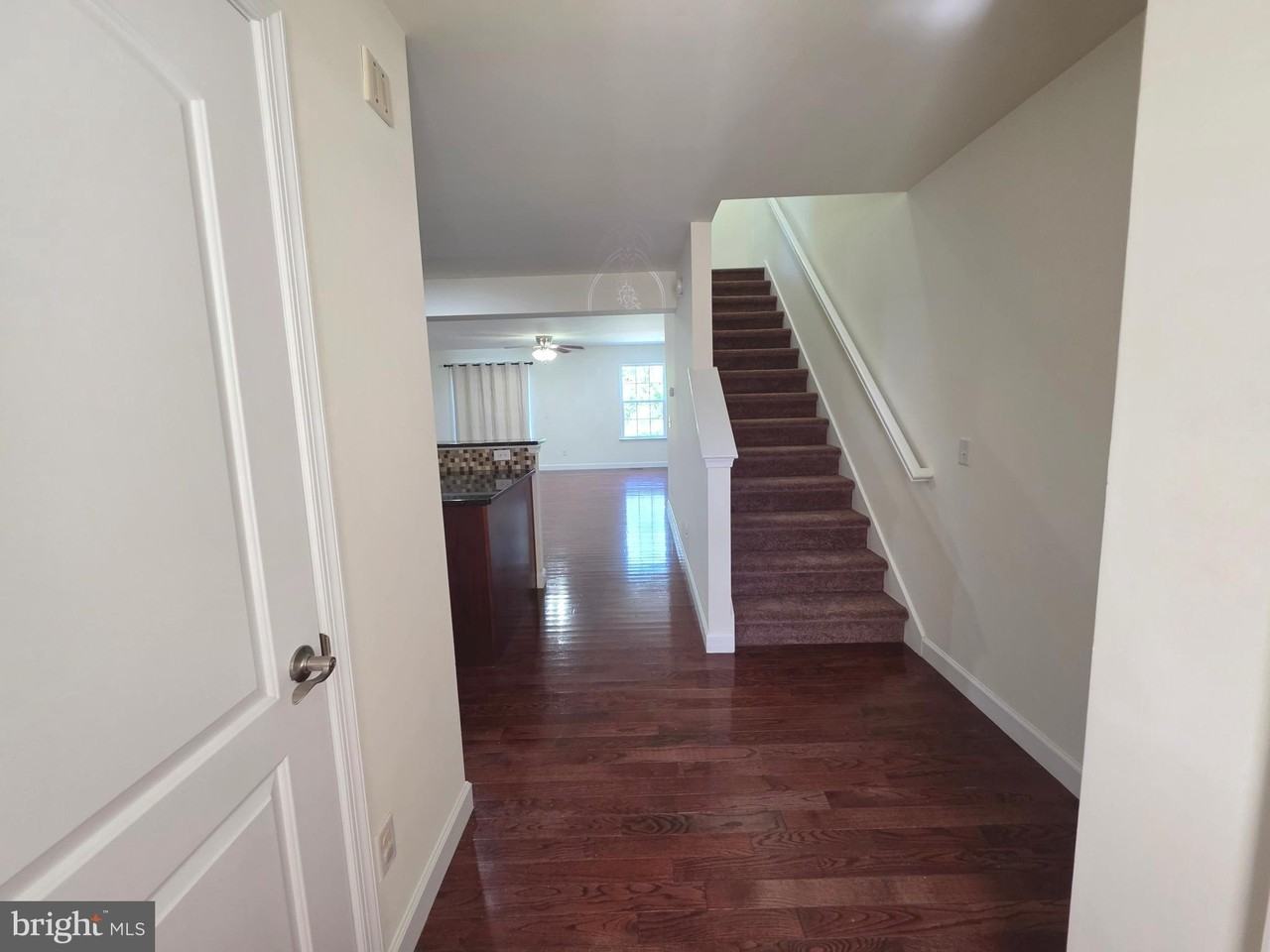143 Medal Way - Photo 4 of 35