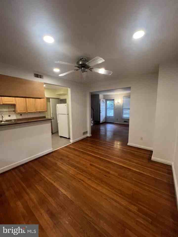 927 Southridge Rd - Photo 6 of 19