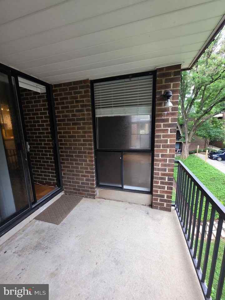 9806 Georgia Ave #302 - Photo 5 of 8