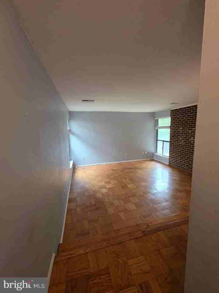 9806 Georgia Ave #302 - Photo 7 of 8