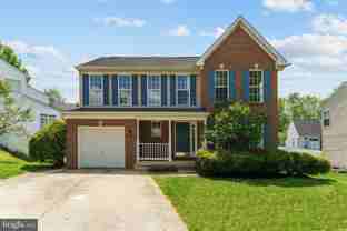 9815R Doubletree Ln - Photo 1 of 1
