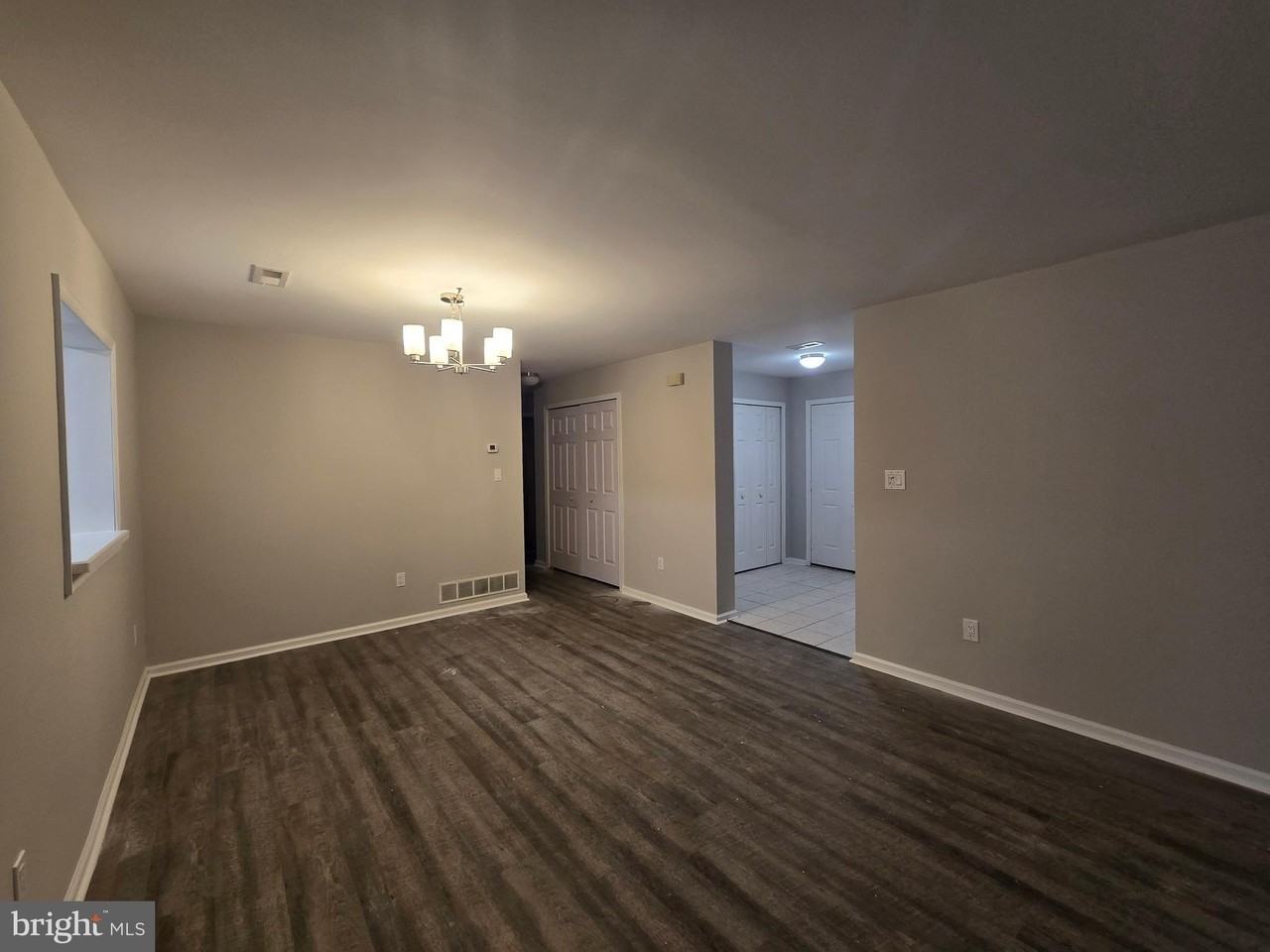 570 Cedar Hollow Dr - Photo 3 of 19