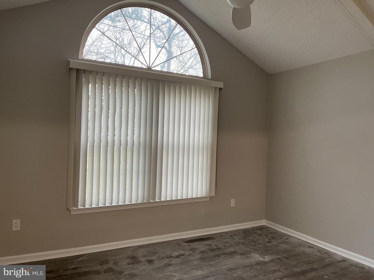 570 Cedar Hollow Dr - Photo 6 of 19