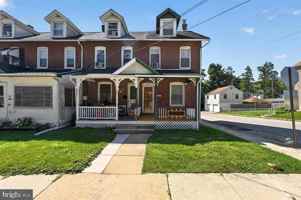 featured image of 798 Madison St