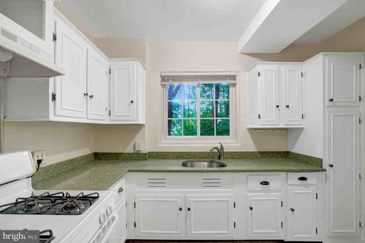 3200 Martha Custis Dr #226 - Photo 6 of 30