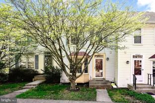 14033 Betsy Ross Ln - Photo 1 of 1