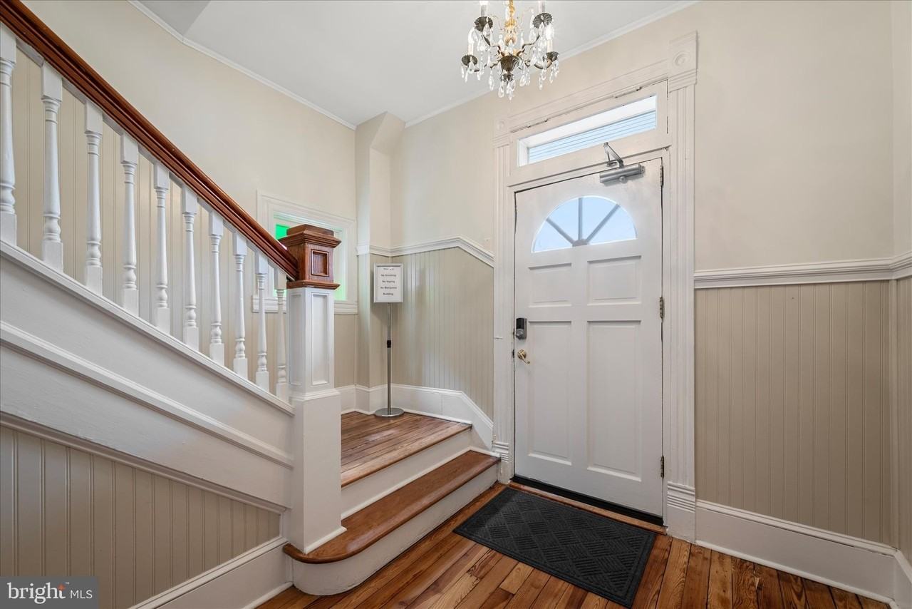 402 S Loudoun St #4 - Photo 6 of 30