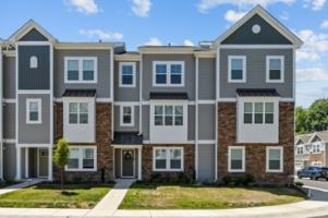 featured image of 2022 Laycock Ln #101