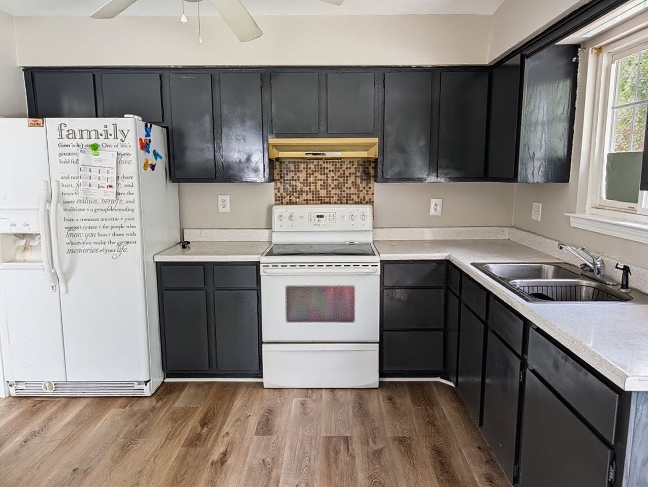 2028 Top Hill Dr Nw #1 - Photo 3 of 11