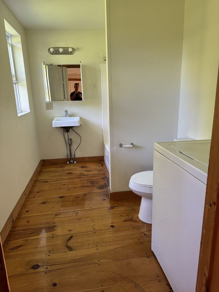 20 Pete's Greens Rd #1 - Photo 5 of 6