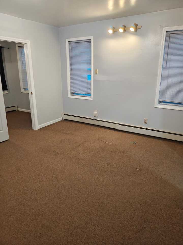 645 Saint George Ave #2 - Photo 6 of 8