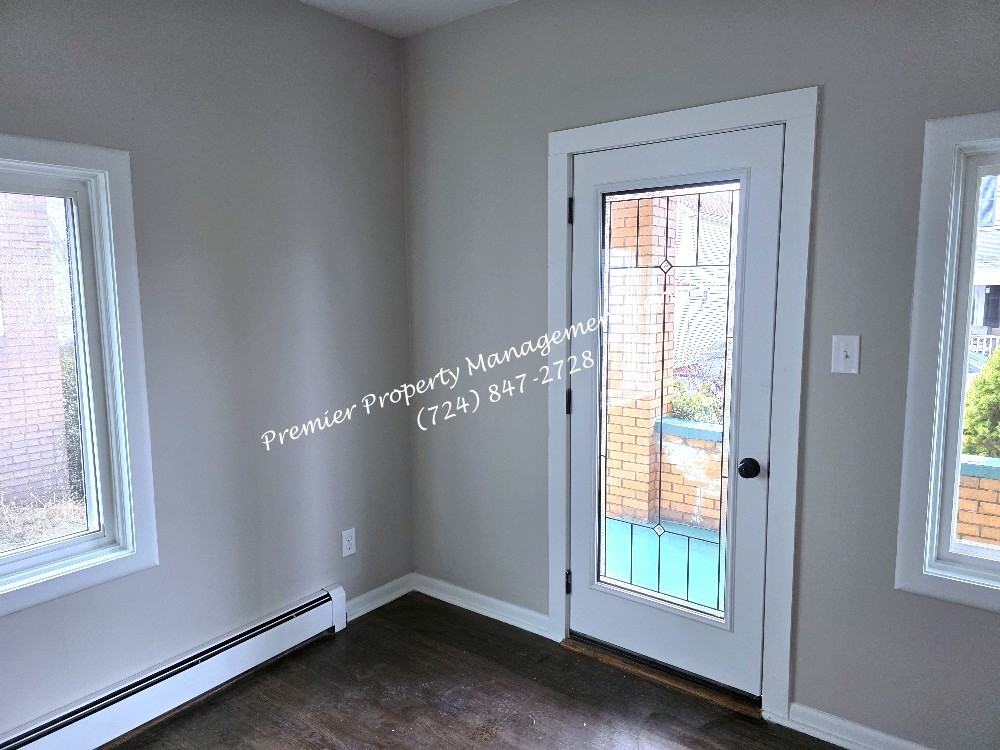 731 Penn Ave #1 - Photo 3 of 26