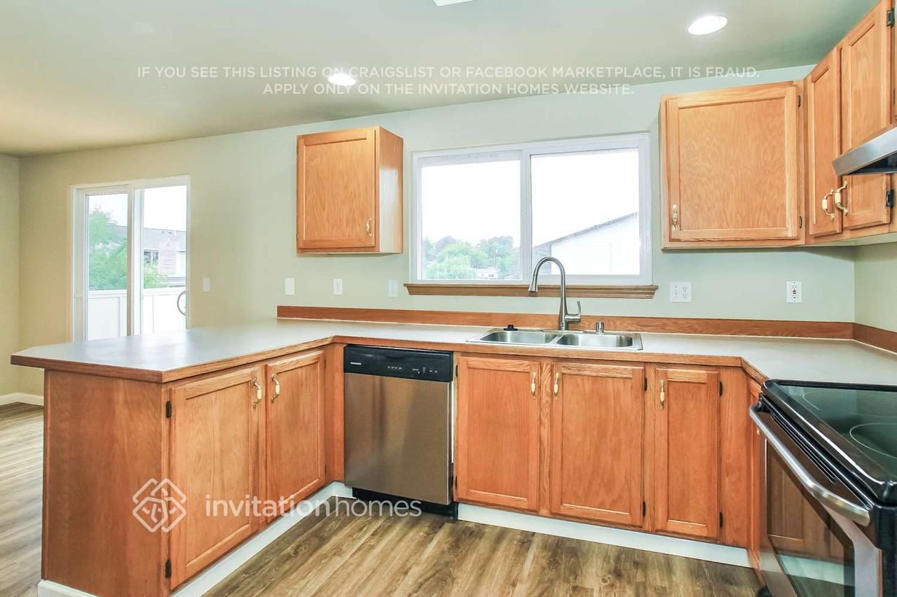 146 Seattle Blvd S - Photo 7 of 18