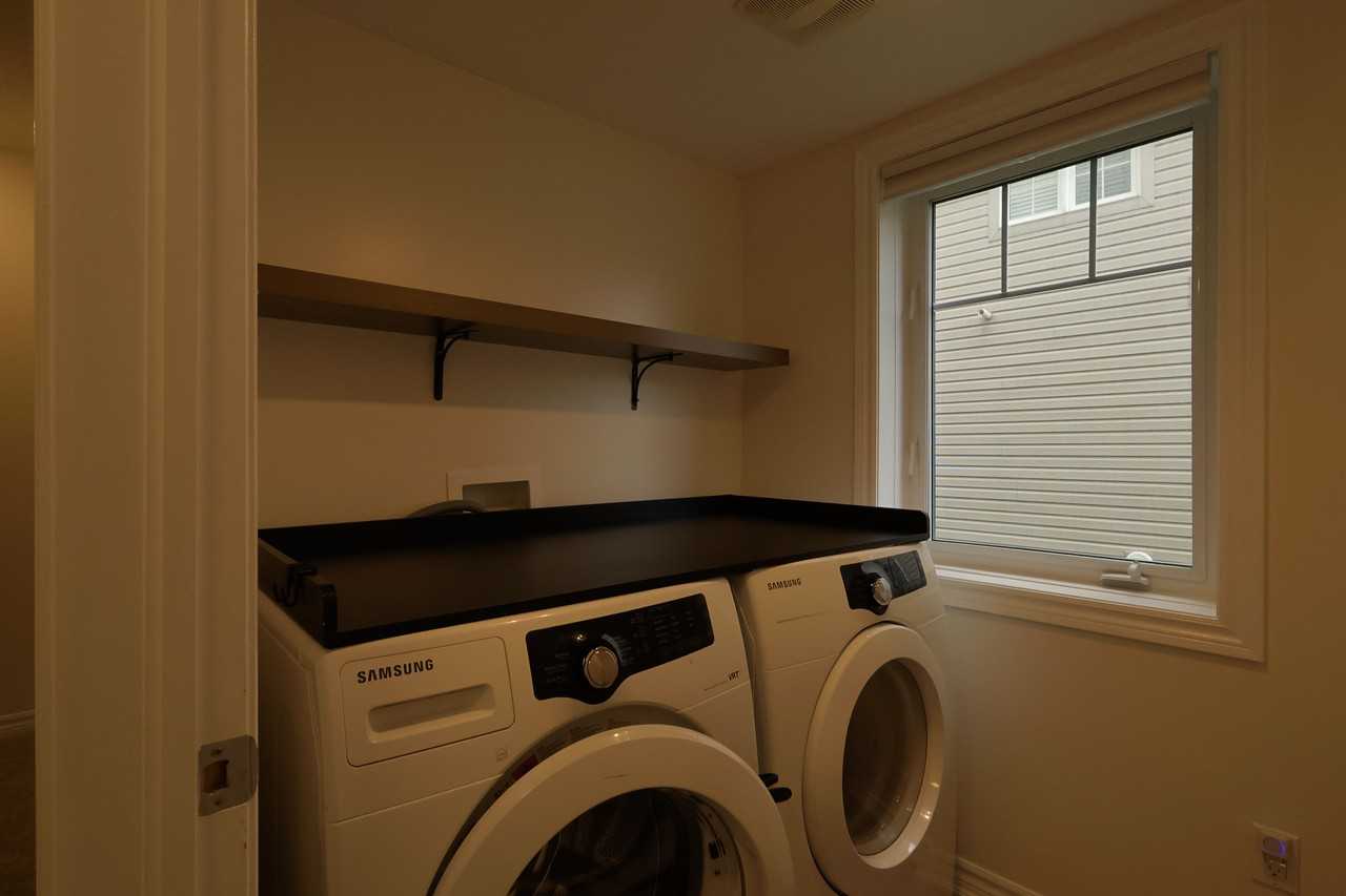 2421 Nutgrove Avenue - Photo 7 of 33