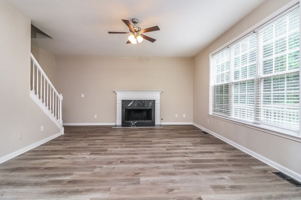 410 Amesbury Cv Sw - Photo 7 of 18