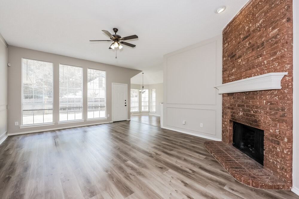 7728 Blossom Dr - Photo 3 of 16