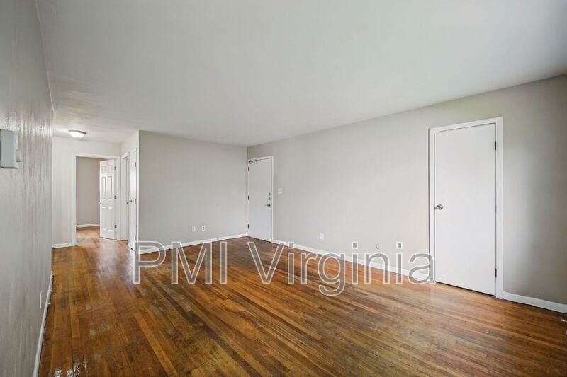 2414 Courtney Ave #2 - Photo 5 of 19