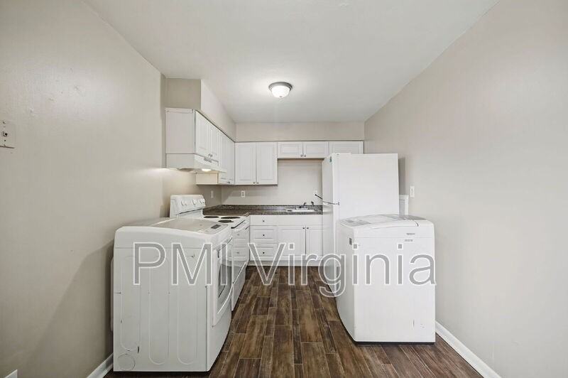 2414 Courtney Ave #2 - Photo 7 of 19