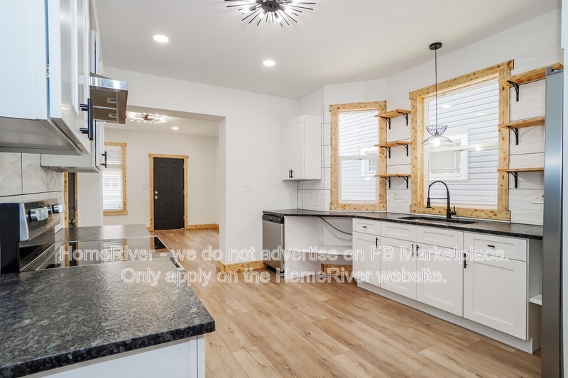 626 Berkeley Rd - Photo 7 of 21