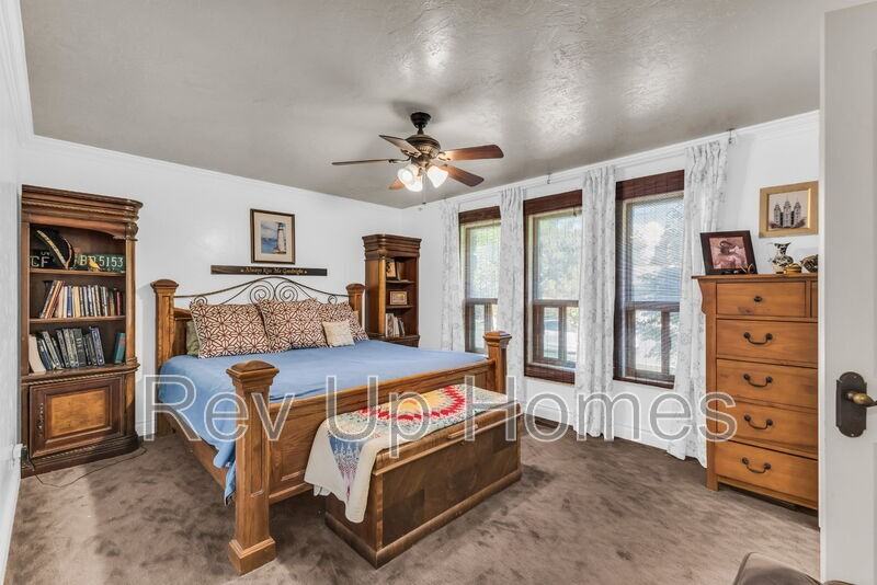 492 Es - Photo 7 of 18