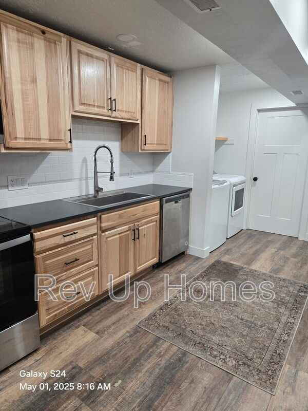309 Es #BS - Photo 2 of 36
