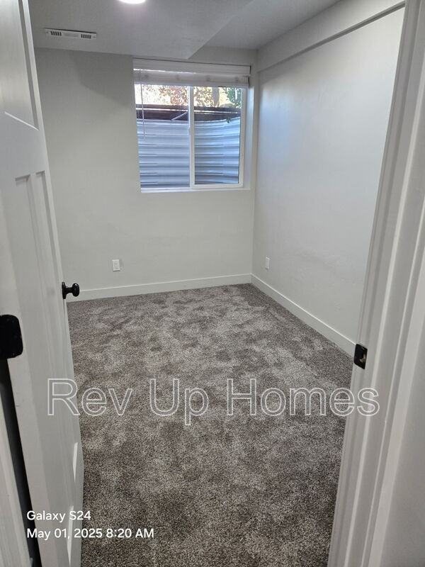 309 Es #BS - Photo 3 of 36