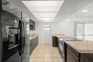 921 E Campus Dr - Photo 1 of 1