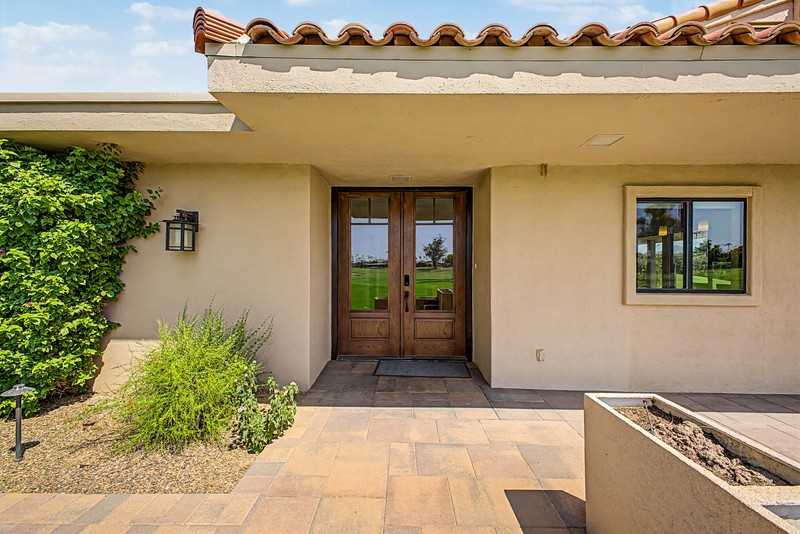 7825 E San Carlos Rd - Photo 3 of 44