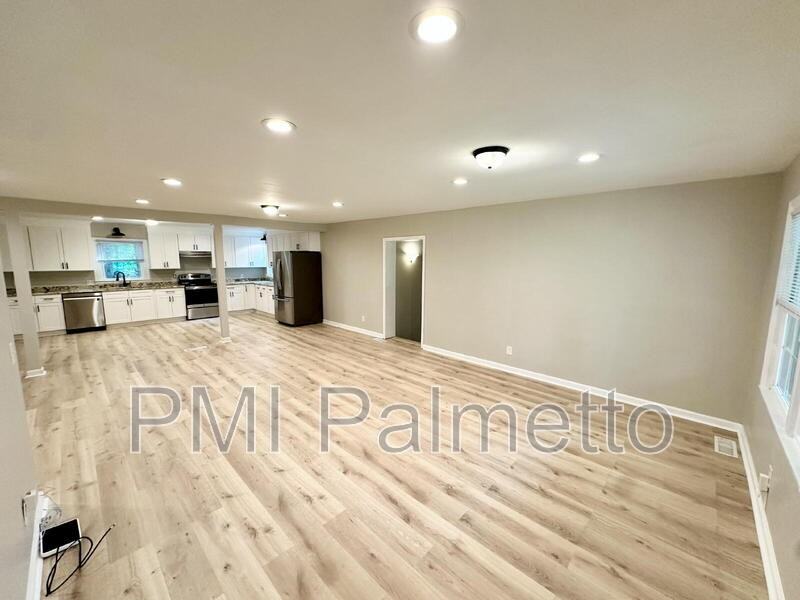 948 Wateree Blvd - Photo 6 of 31