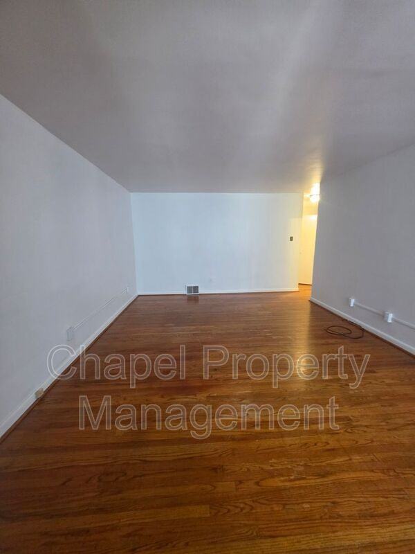 3726 Conshohocken Ave #1stFL - Photo 2 of 18