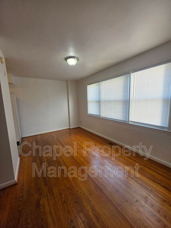3726 Conshohocken Ave #1stFL - Photo 4 of 18