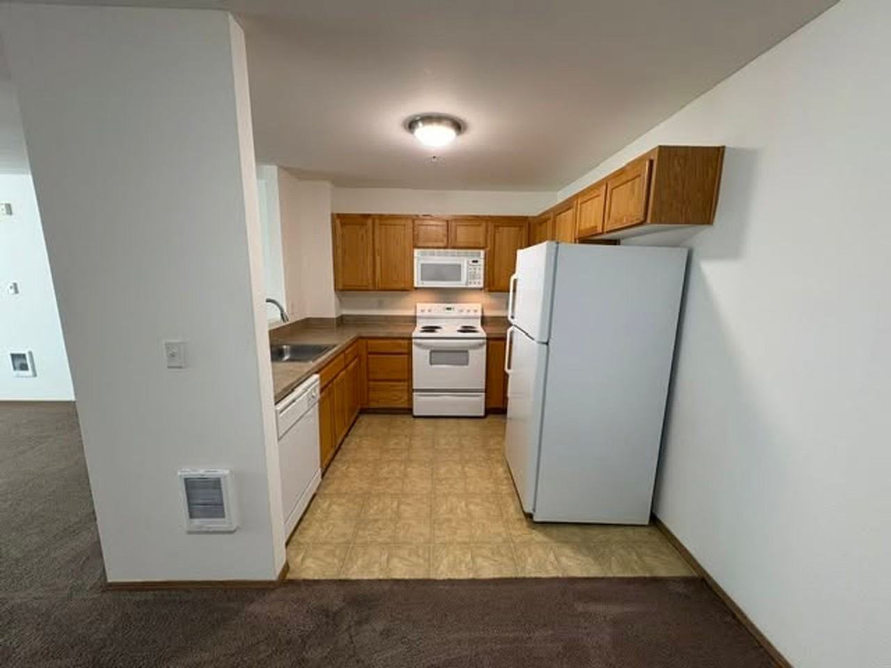 #354 EOLA HEIGHTS APTS - Photo 4 of 9