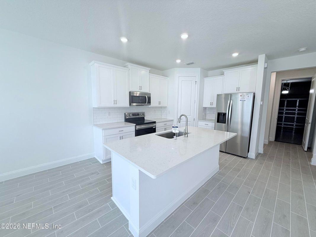 4026 Lingo Ln - Photo 4 of 46
