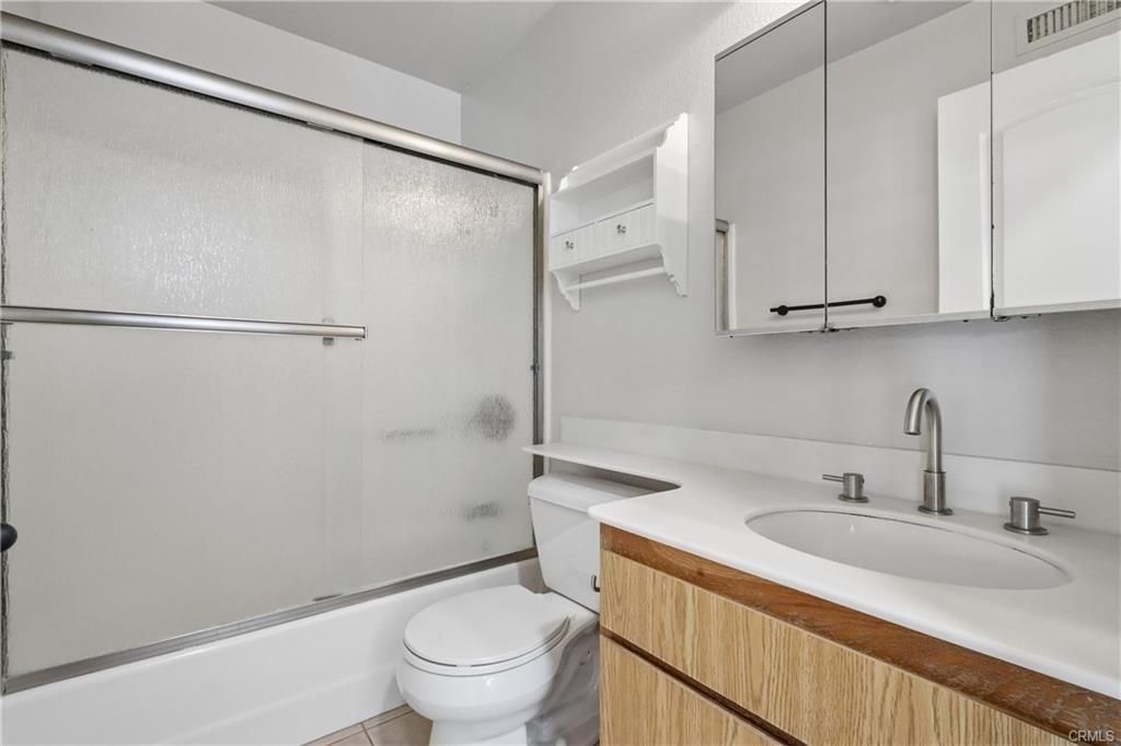 73 Bentwood Ln - Photo 7 of 9