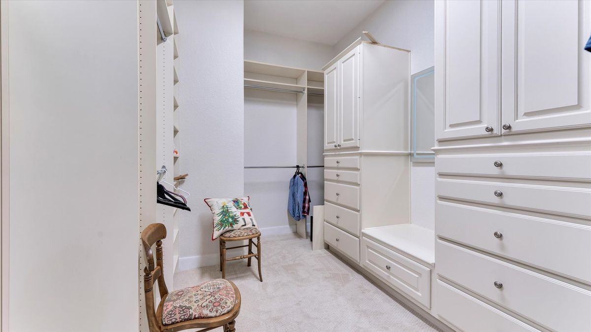 3 N Fair Manor Cir - Photo 2 of 11