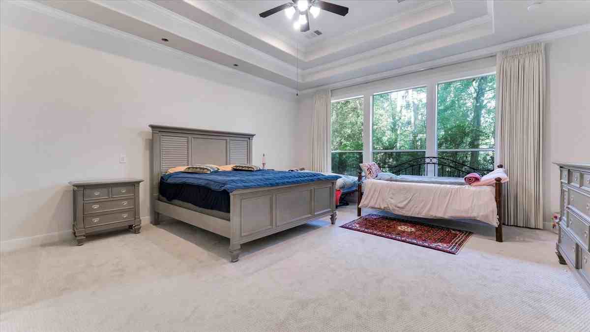 3 N Fair Manor Cir - Photo 4 of 11
