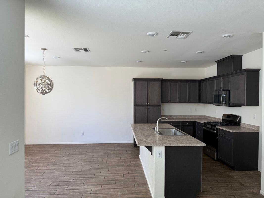 30421 Village Terrace Dr - Photo 2 of 3