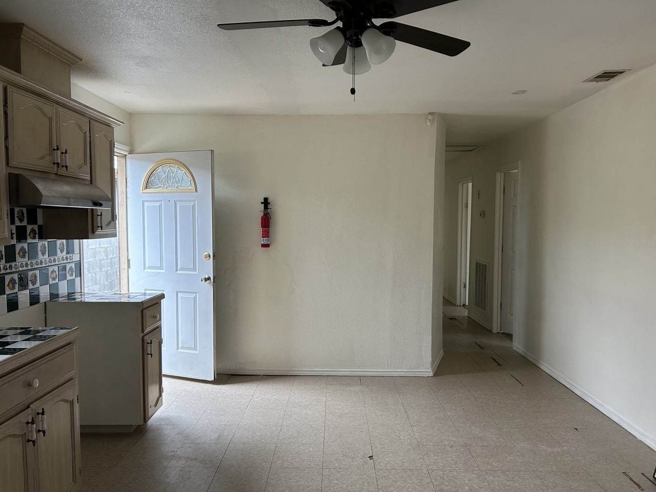 7107 Sylvia Handy Street - Photo 5 of 11