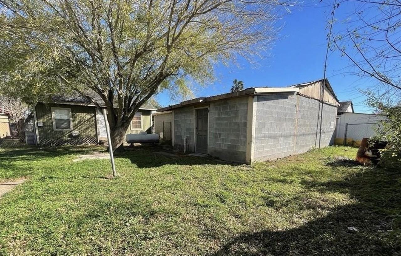 7107 Sylvia Handy Street - Photo 2 of 11