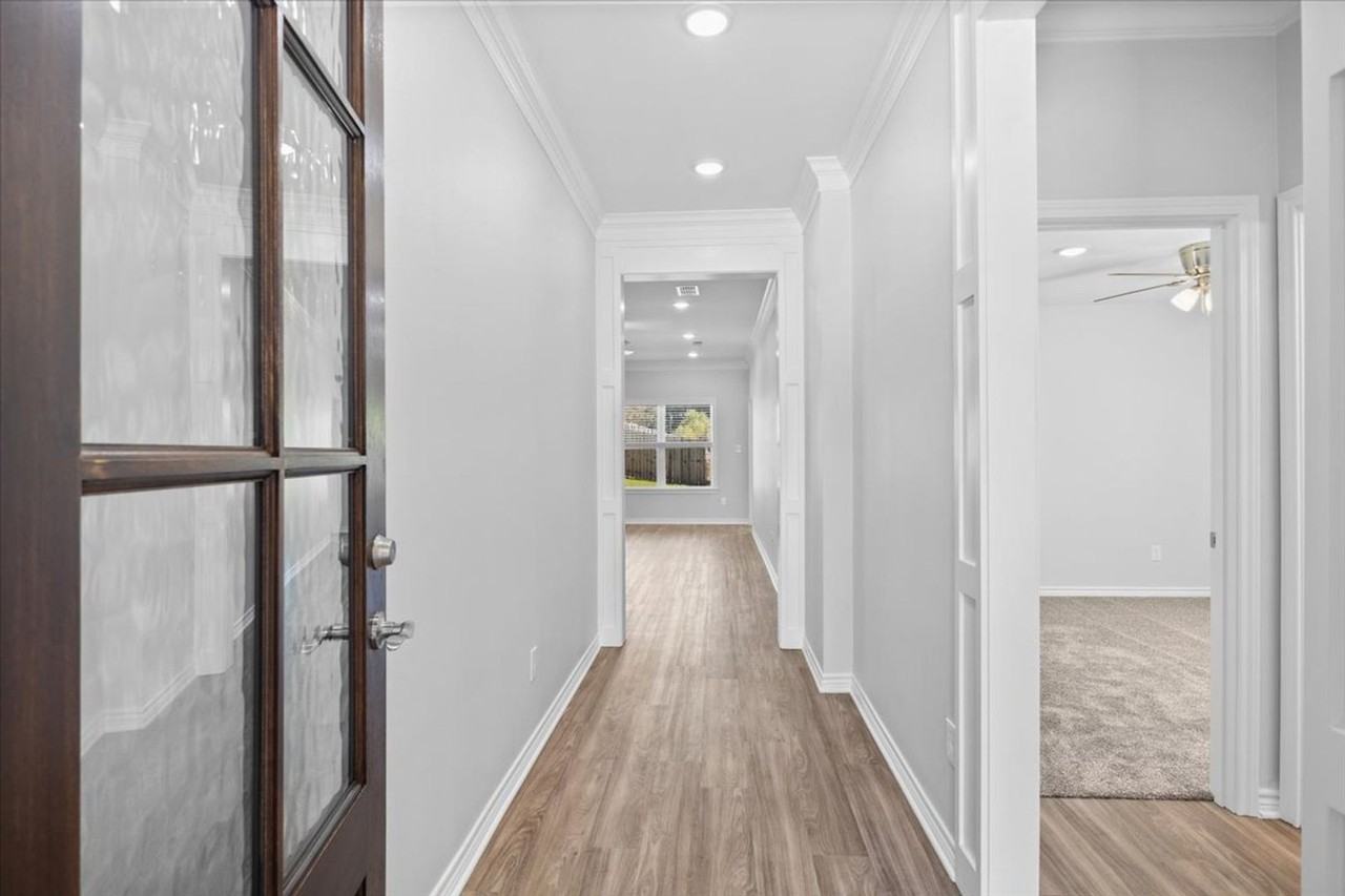 11500 Noble Young Blvd - Photo 4 of 50