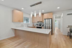 featured image of 1517 S Grand Blvd